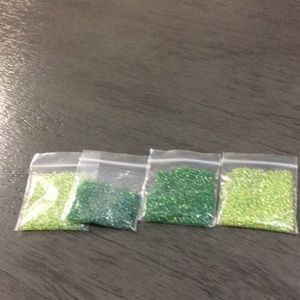 Green small beads , set of 4
